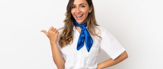 Какая зарплата у стюардессы в России в [year] году