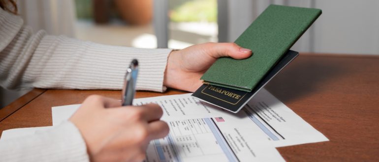 Образец заполнения миграционной карты при въезде в РФ в [year] году