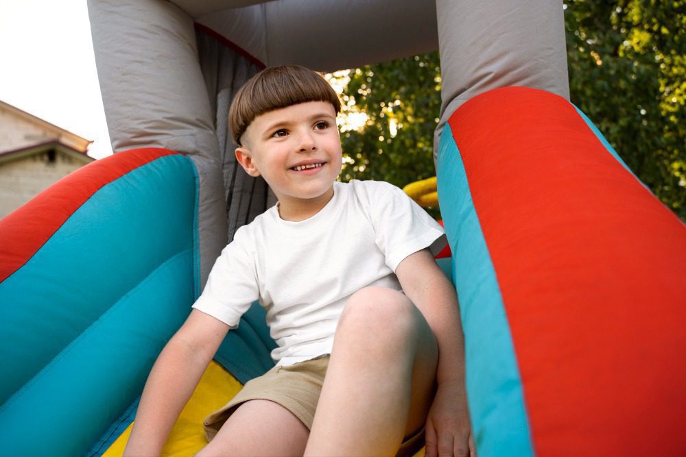 Сколько зарабатывают воспитатели детского сада в 2026 году