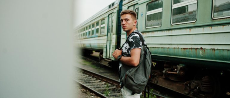 Работа и размеры заработных плат сотрудников РЖД в [year] году