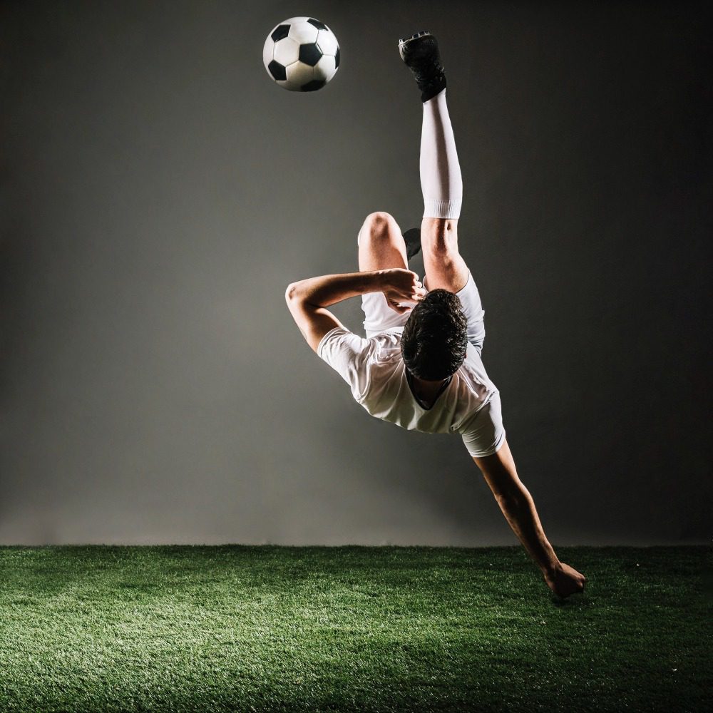 Сколько зарабатывают футболисты ⚽ в России в 2026 году